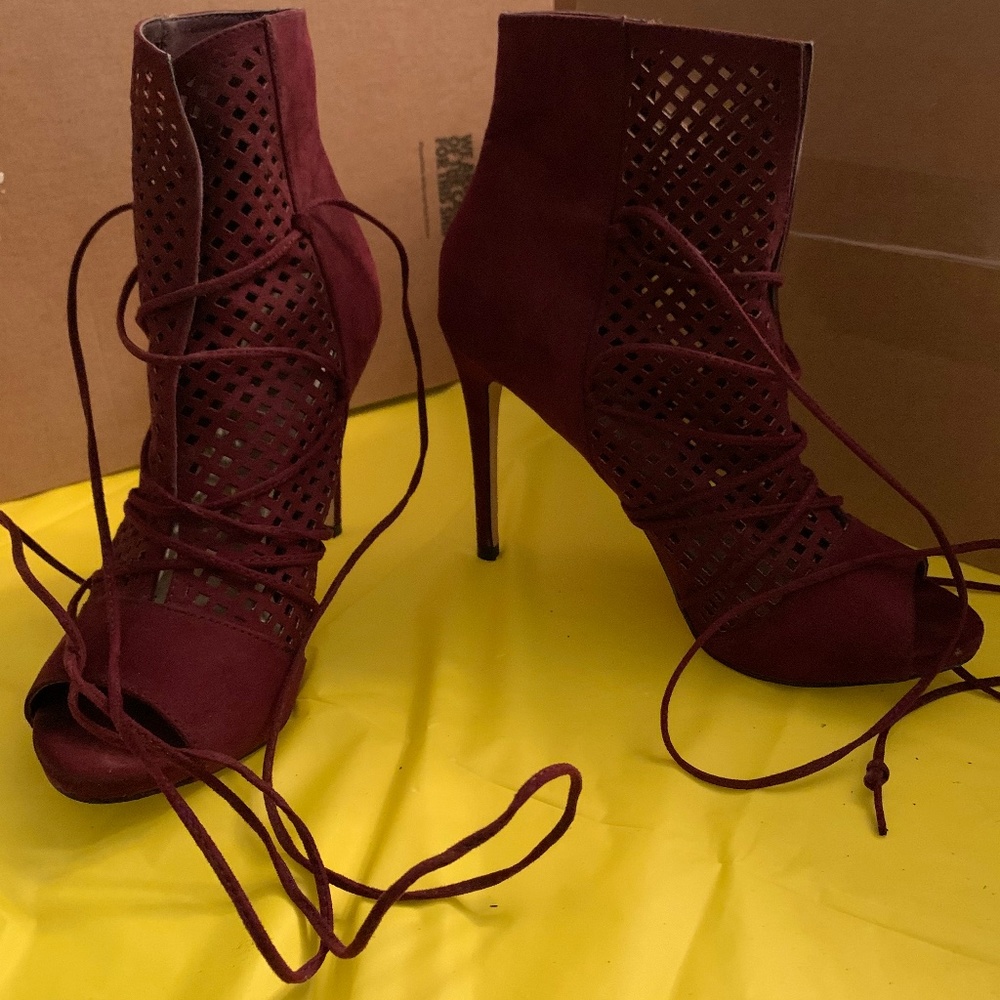 Burgundy Tie Ups